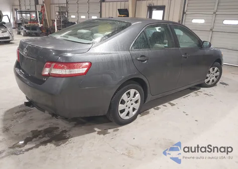 2011 Toyota Camry Le z USA, uszkodzony, nr VIN 4T1BF3EK5BU673800